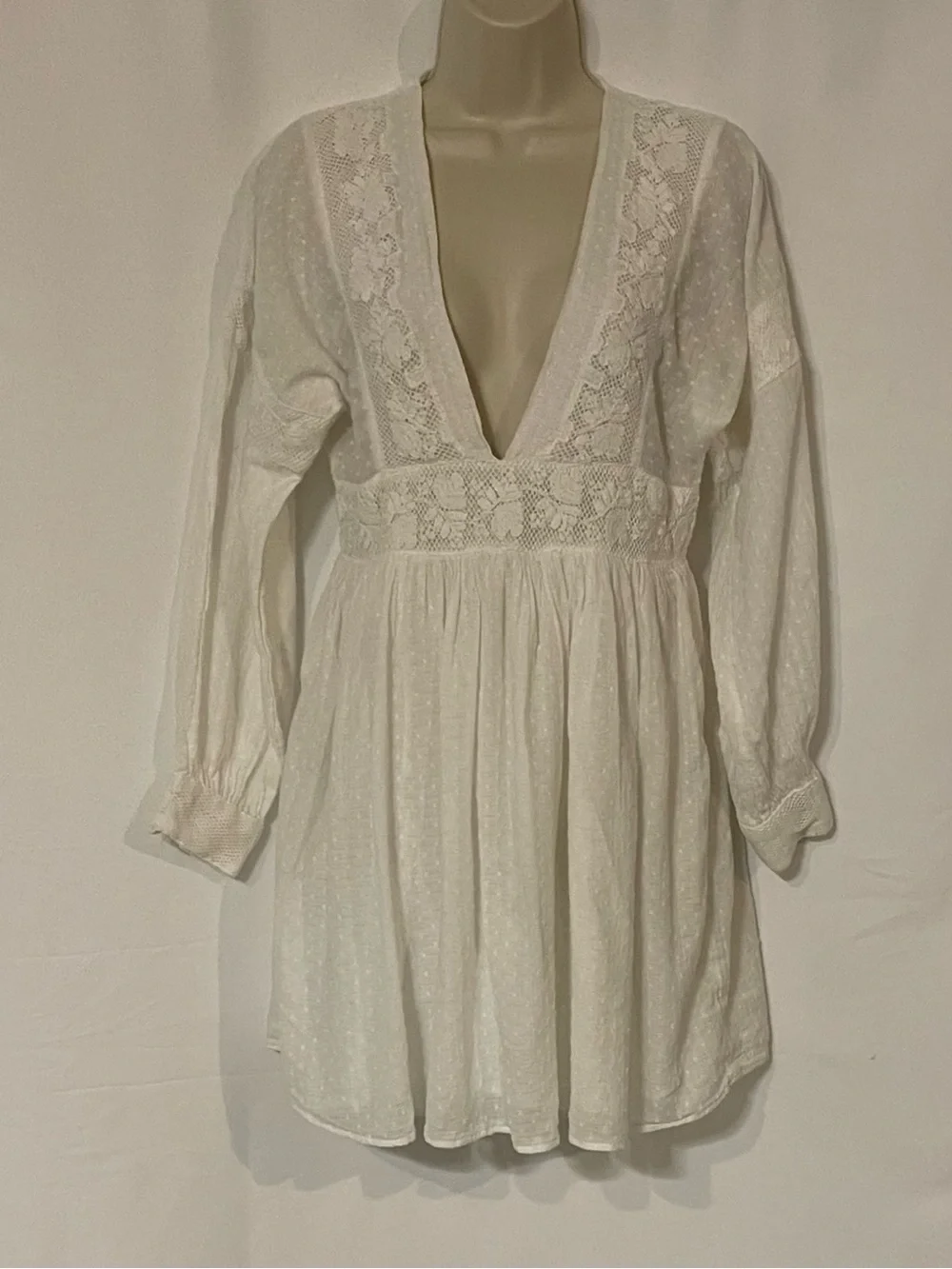 Free People elegant white